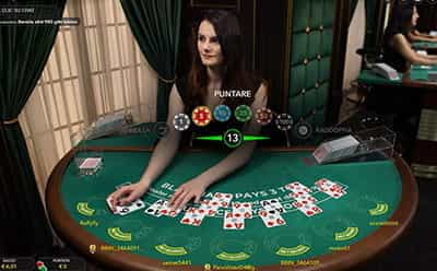 Un tavolo blackjack live su StarCasinò.