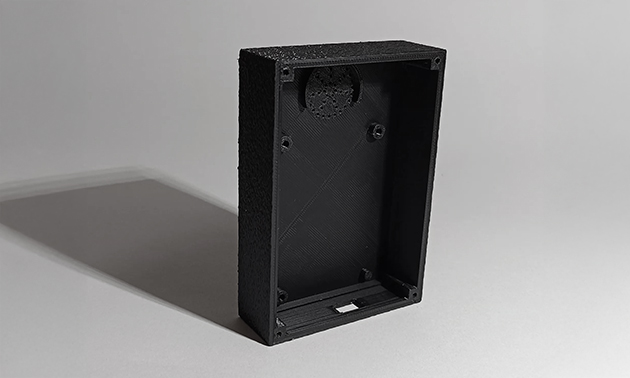 Case in PLA nero stampato in 3D, lato interno