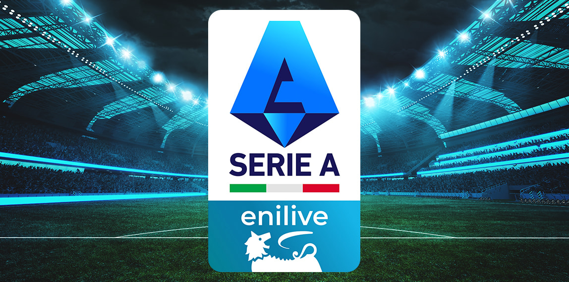 Campo di calcio, logo Serie A 2025/26